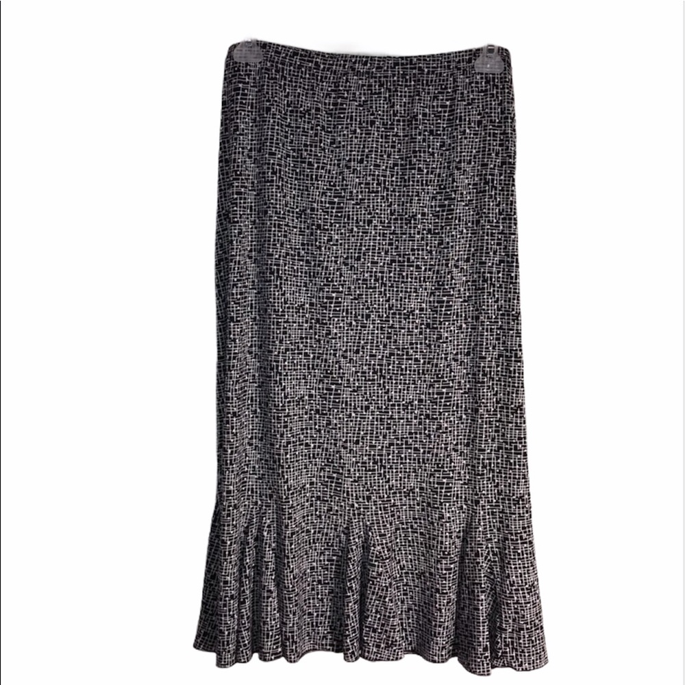 Hypnotized Skirt, Black and White, Size Large